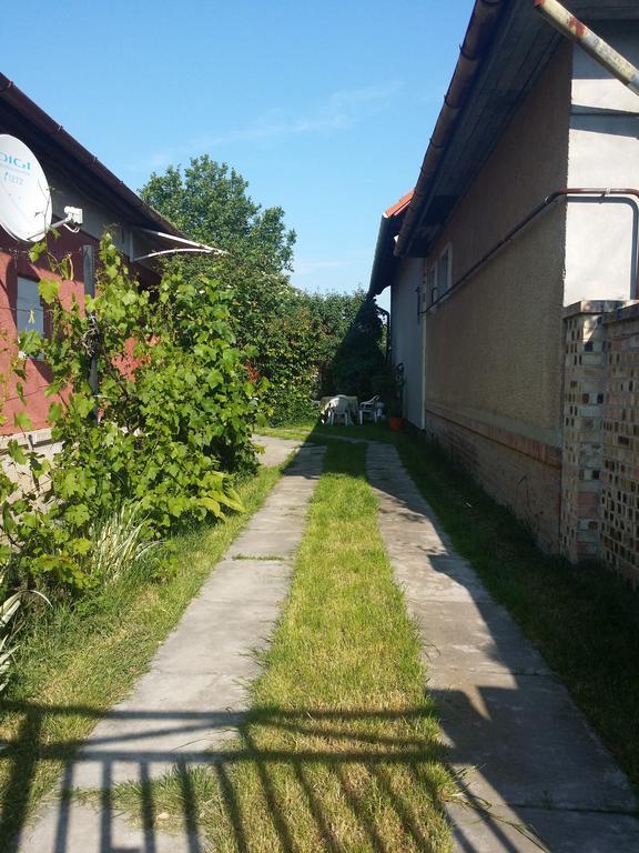 Boris Apartman Apartman Gyula Kültér fotó